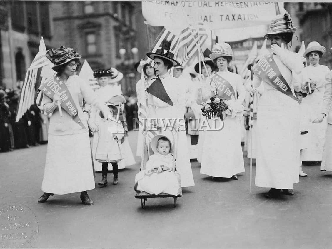 Cuando las feministas querían a los más chicos: de Julieta Lanteri al olvido infantil