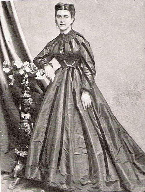 Josefina Mitre. Otra pionera que se plantó en el Congreso.