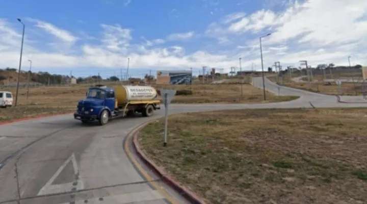 Investigan la muerte de un adolescente tras una discusión de pareja